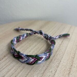 10/$25 Indigo Gardens Woven Bracelet